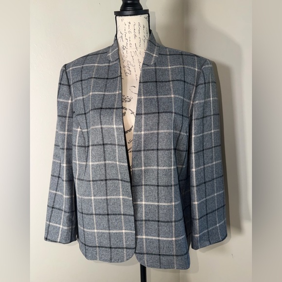Black Label Jackets & Blazers - Black Label Women's Charcoal Checkered Blazer